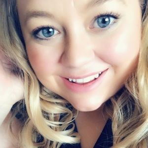 Meet your Posher, Lexie